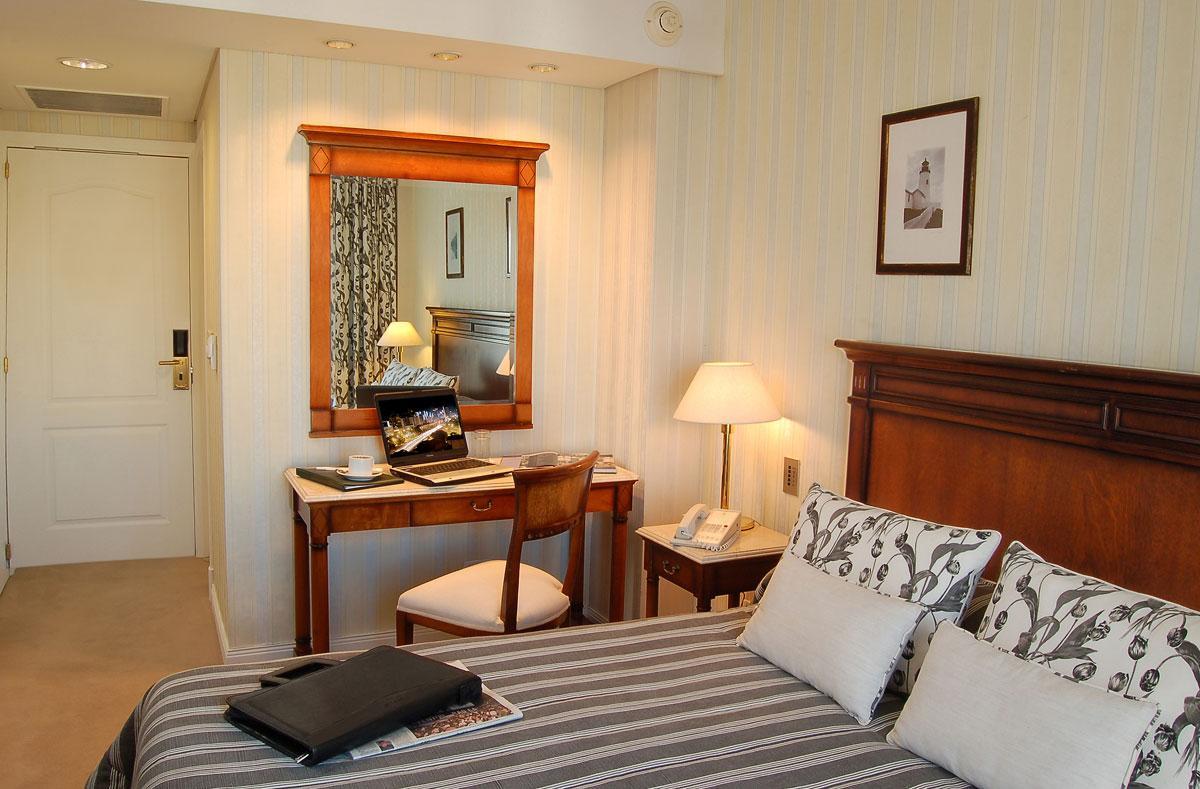 Howard Johnson Hotel 9 De Julio Avenue Buenos Aires Bilik gambar